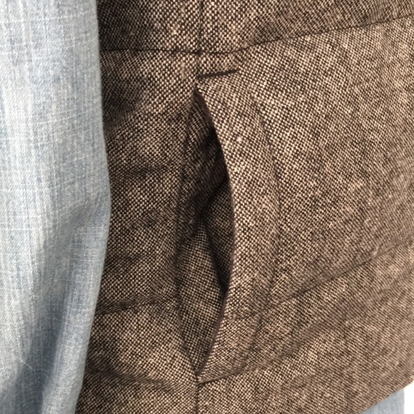 Old Navy Tweed Puffer Vest, size Small 🖤 - Picture 9 of 13